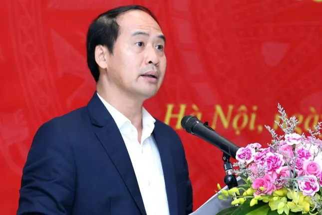 Bộ Nội vụ giao người phụ trách công việc thay thứ trưởng vừa bị khởi tố ảnh 1