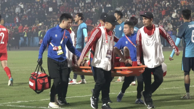 Tấn Tài dập dây chằng chéo đầu gối, nối bước Văn Toàn lỡ chung kết ASEAN Cup 2024 ảnh 1