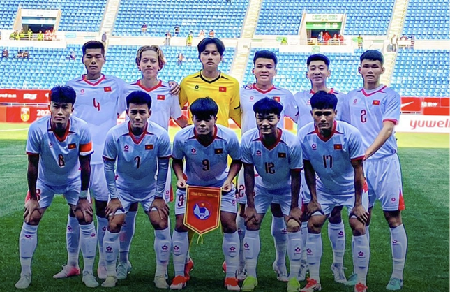 Đua HCV SEA Games: Bóng đá trẻ cần được cởi trói? ảnh 2