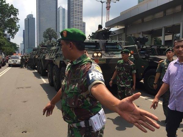 Tiêu diệt và bắt giữ 9 nghi phạm đánh bom rúng động Jakarta ảnh 5