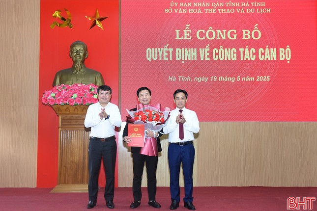 Điều động, bổ nhiệm, phân công cán bộ chủ chốt ở 3 tỉnh ảnh 4