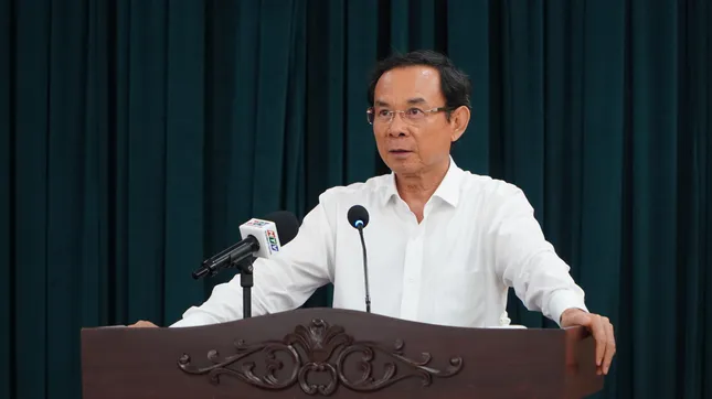 Bí thư Thành ủy TPHCM: &apos;Chỉ có hành động và hành động quyết liệt thì mới kịp&apos; ảnh 1