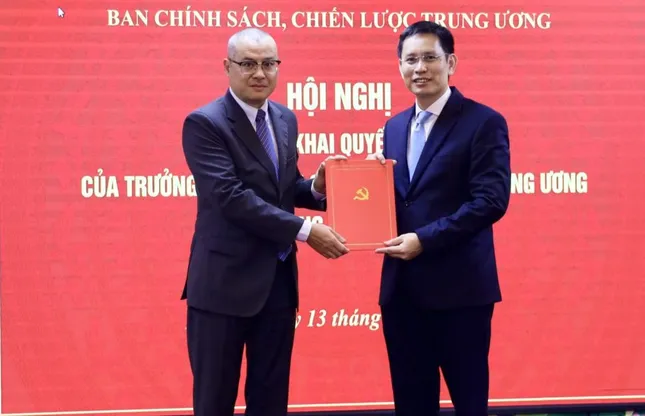 Chủ tịch Mobifone giữ chức Vụ trưởng thuộc Ban Chính sách, chiến lược Trung ương ảnh 1