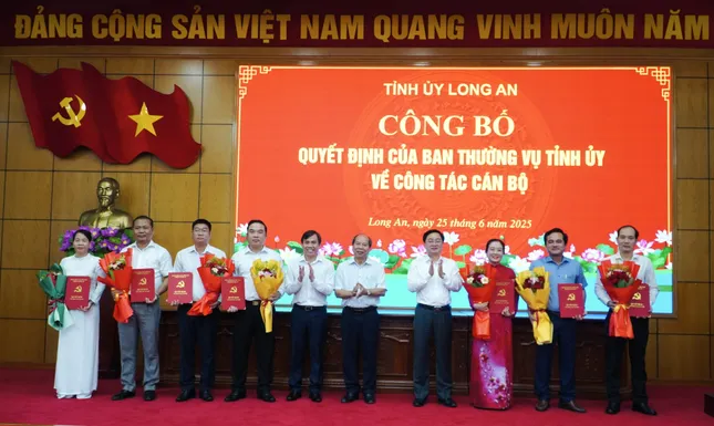 Điều động, bổ nhiệm cán bộ chủ chốt ở 2 tỉnh, thành ảnh 1