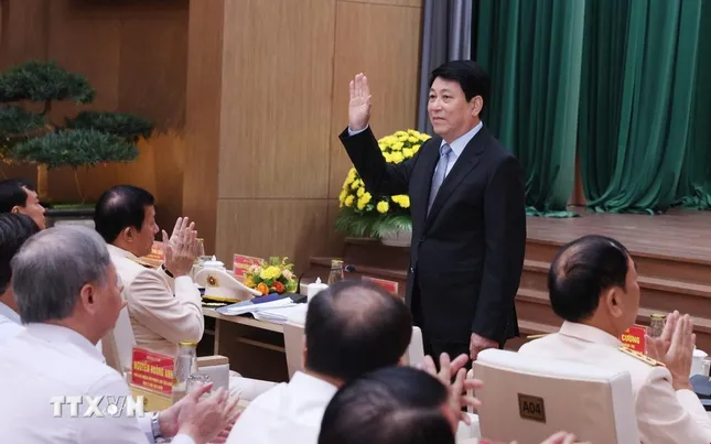 Chủ tịch nước Lương Cường dự Hội nghị sơ kết 6 tháng đầu năm 2025 của Bộ Công an ảnh 3