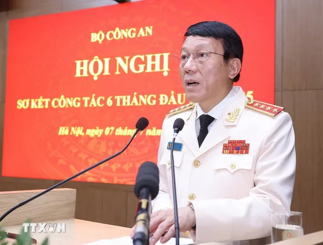 Chủ tịch nước Lương Cường dự Hội nghị sơ kết 6 tháng đầu năm 2025 của Bộ Công an ảnh 5