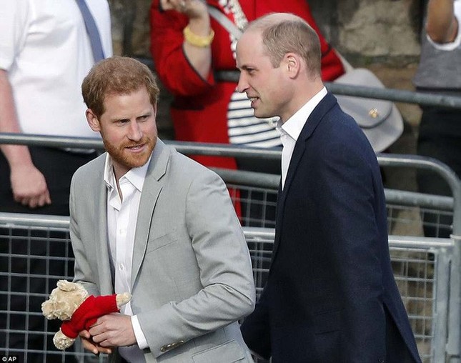 Hoàng tử Harry và Meghan Markle làm gì vào đêm cuối trước hôn lễ? ảnh 2