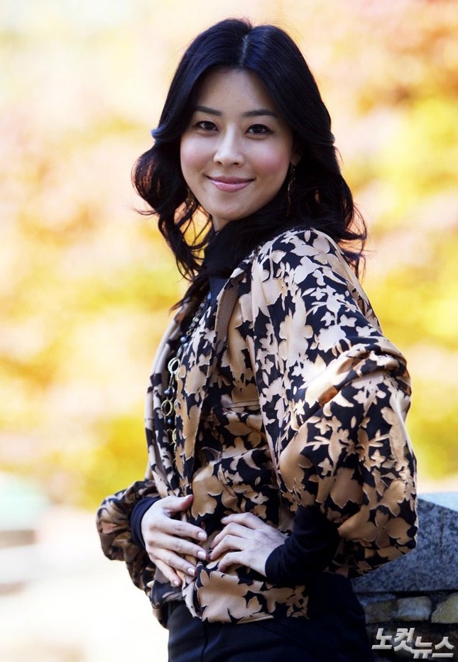 Thêm nữ nghệ sĩ tố bị biến thành ‘công cụ tình dục’ trong showbiz Hàn ảnh 1