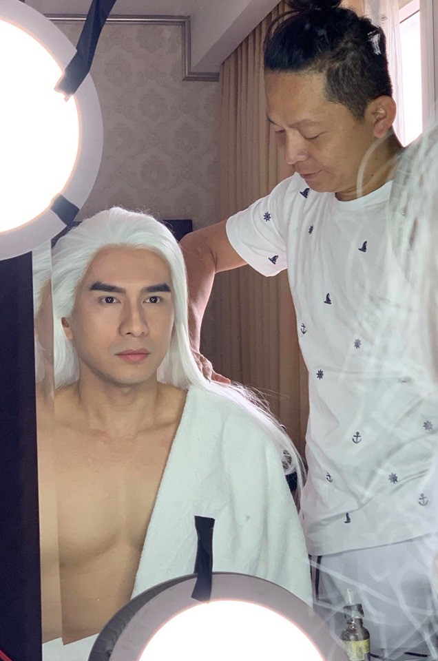Đan Trường diện áo lưới xuyên thấu, khoe body ‘chuẩn 6 múi’ gây bão mạng ảnh 5