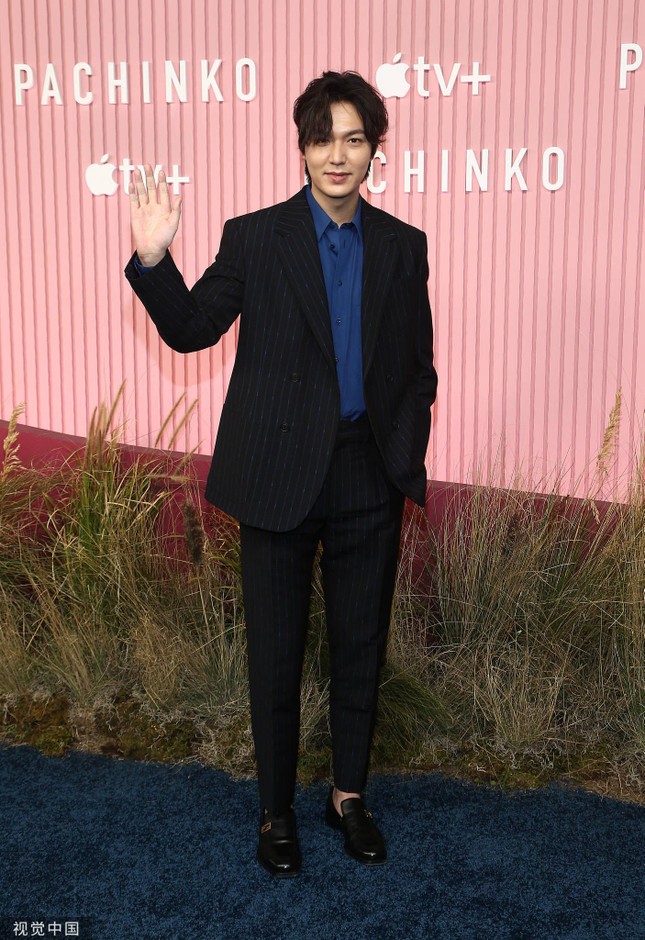 Lee Min Ho gây sốc với gương mặt sưng phù, già chát ảnh 2