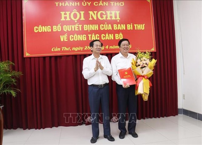 Bản tin 8H: Cần Thơ công bố quyết định của Ban Bí thư về công tác cán bộ ảnh 1