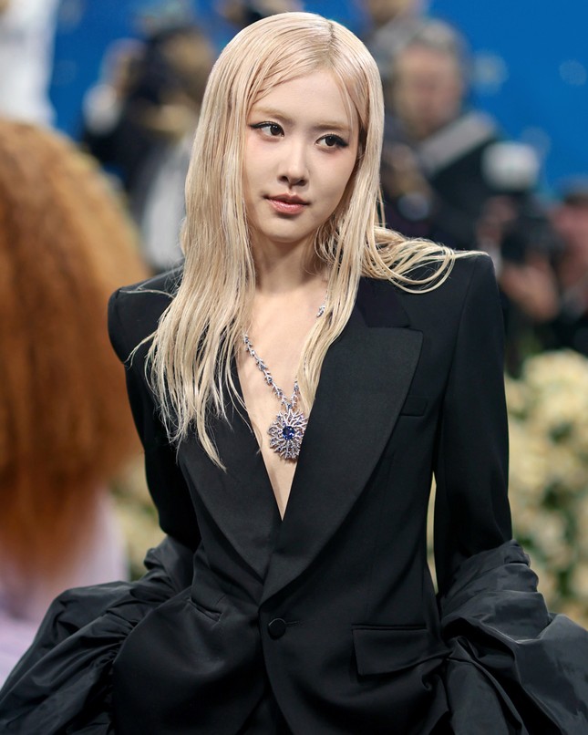 Không chỉ Lisa (BlackPink), Jennie và Rosé đều bị chê ảnh 3