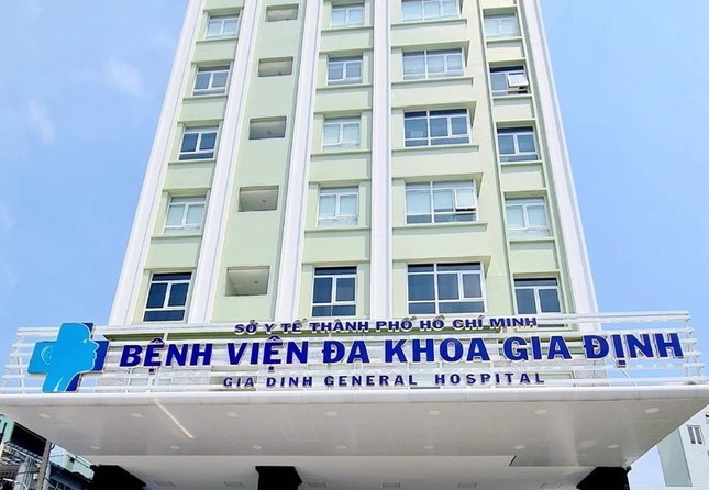 Bản tin 8H: Bệnh viện Đa khoa Gia Định phải tạm ngưng thực hiện phẫu thuật hút mỡ bụng ảnh 1