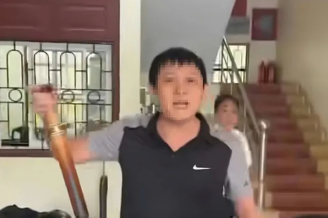 Bản tin 8H: Tạm đình chỉ công tác cán bộ đội thuế xưng &apos;mày - tao&apos; với người dân ảnh 1