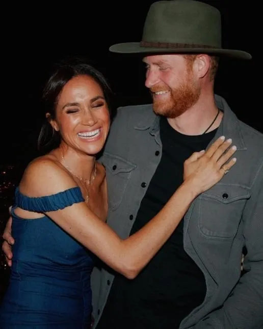 Lý do Harry - Meghan phá hỏng mọi cơ hội thỏa hiệp với Hoàng gia Anh ảnh 1
