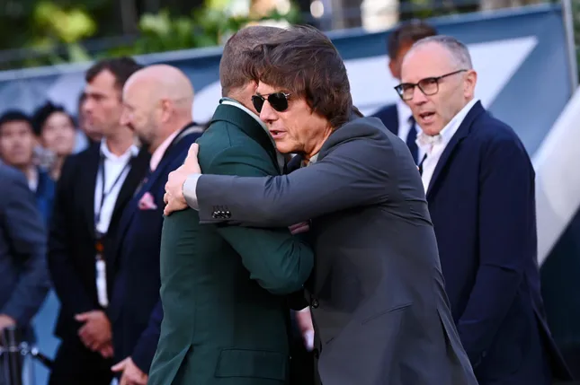 Brad Pitt và Tom Cruise tái hợp sau 24 năm ảnh 3