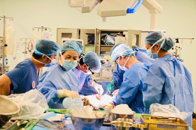 Từ mất mát đến hồi sinh: Hành trình 50 giờ kì diệu của những thầy thuốc quân y ảnh 2