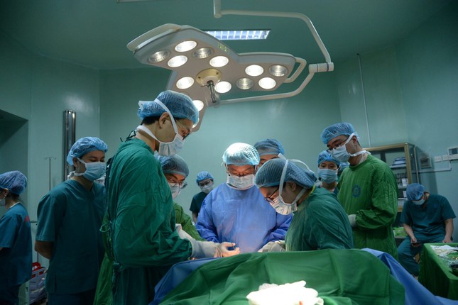 Người đàn ông được tái tạo dương vật sau biến chứng tiểu đường hiếm gặp ảnh 1