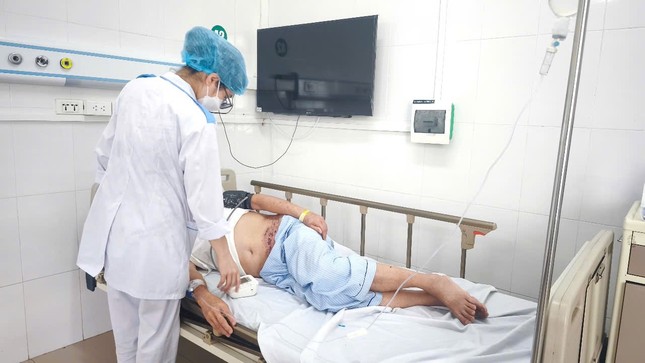 Biến chứng nguy hiểm do zona thần kinh: Đừng coi thường dấu hiệu ban đầu ảnh 1
