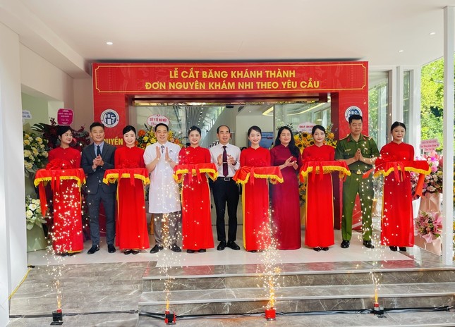 Bệnh viện đa khoa Xanh Pôn khánh thành Khu khám Nhi theo yêu cầu, miễn phí khám cho trẻ em trong tháng 6 ảnh 1