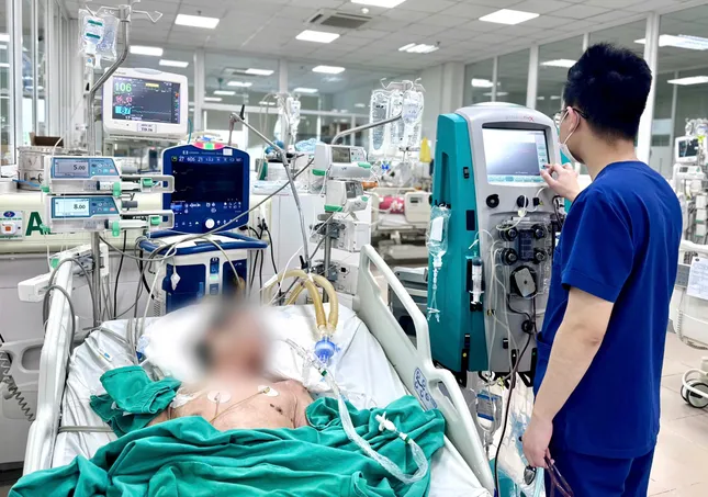 Suy kiệt, nhiễm khuẩn huyết vì lạm dụng thuốc chứa corticoid kéo dài ảnh 1