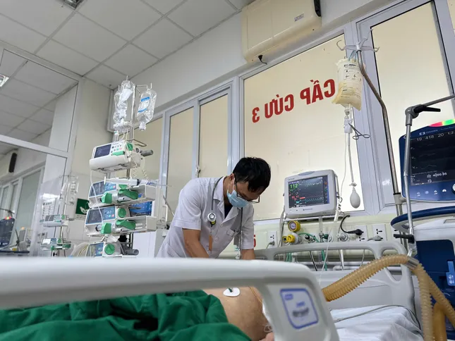 Tự tiêm tại cơ sở tư nhân, nam bệnh nhân liệt tứ chi, nguy cơ tàn phế vĩnh viễn ảnh 1