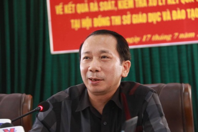 Phó trưởng phòng khảo thí chỉ mất 6 giây để "hô biến" điểm của thí sinh ở Hà Giang ảnh 2