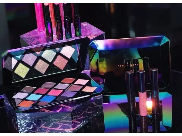 Tỏa sáng như kim cương với highlighter mới nhất của Fenty x Rihanna ảnh 1