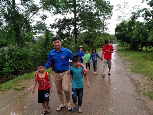 Trải nghiệm bốn ngày "Mùa Hè xanh" cùng sinh viên ĐH Hòa Bình Hà Nội ảnh 2