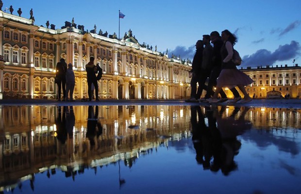 Khám phá vẻ đẹp kỳ ảo của những đêm trắng ở St Petersburg ảnh 3