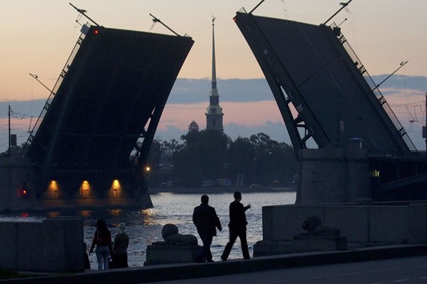 Khám phá vẻ đẹp kỳ ảo của những đêm trắng ở St Petersburg ảnh 7