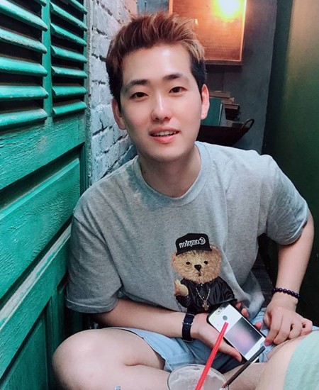 Giới trẻ Seoul thích thú check-in quán cà phê Việt phong cách thời bao cấp ảnh 4