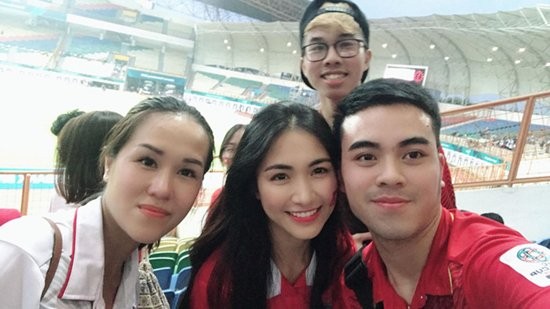 Hòa Minzy lên tiếng chuyện sang Indonesia cổ vũ tình cũ Công Phượng ảnh 4