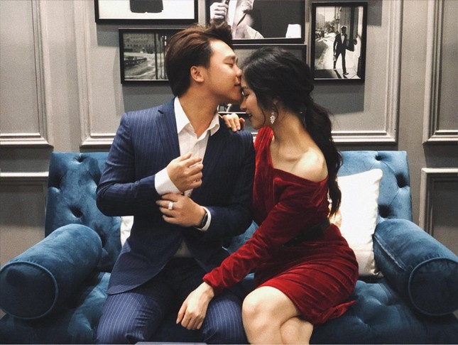 Hòa Minzy lên tiếng chuyện sang Indonesia cổ vũ tình cũ Công Phượng ảnh 5