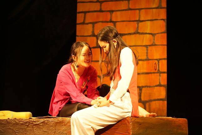 Teen Ams làm sống lại sân khấu kịch qua vở diễn "Đoạn Tuyệt" ảnh 1