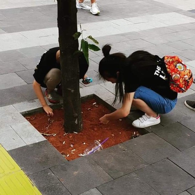 Lại một lần nữa, hành động của người Nhật tại ASIAD khiến cả thế giới ngưỡng mộ ảnh 1