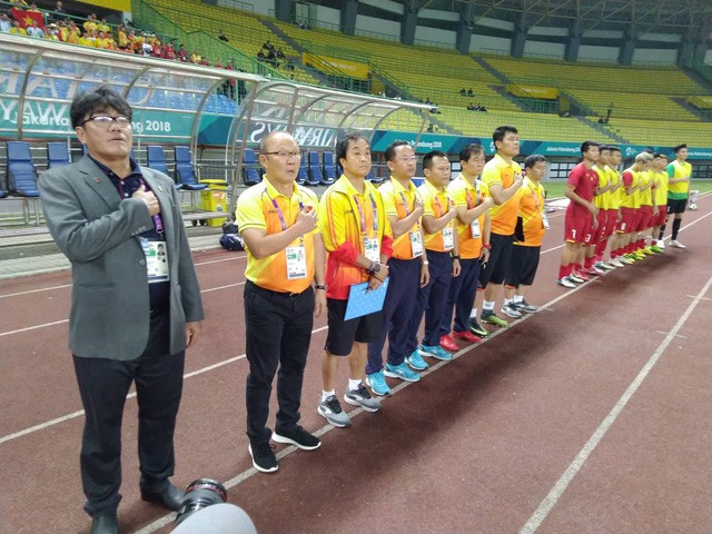 Việt Nam chiến thắng 1 - 0, lần đầu vào Tứ kết ASIAD, Công Phượng trở thành người hùng ảnh 8