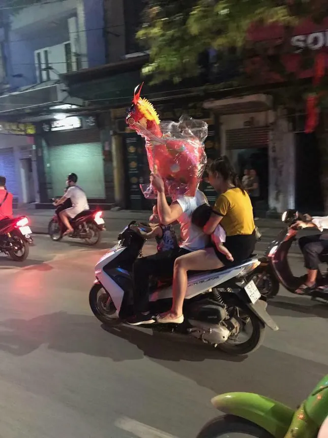 Muôn kiểu ăn mừng Việt Nam lần đầu vào tứ kết bóng đá nam ASIAD 2018 ảnh 10
