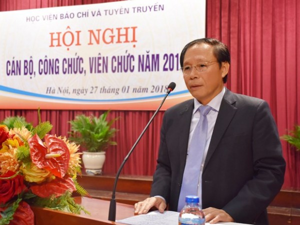 Trường Báo tạm thu hồi nội quy "rắn" để chuẩn chỉnh nội dung cho linh hoạt hơn ảnh 3