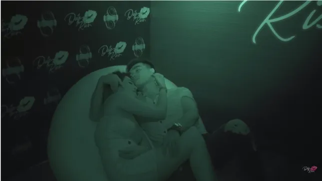 Bị "ném đá" dữ dội, gameshow hẹn hò gỡ clip nhạy cảm để điều chỉnh nội dung ảnh 1