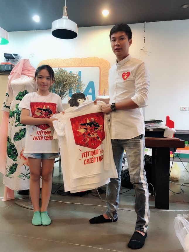 Trong ngày nghỉ ở Indonesia, HLV Park Hang-seo đã có thêm một học sinh đặc biệt! ảnh 7