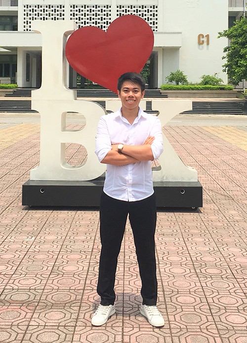 Anh em sinh đôi chia nhau vị trí thủ khoa, á khoa đại học Bách khoa HN ảnh 2