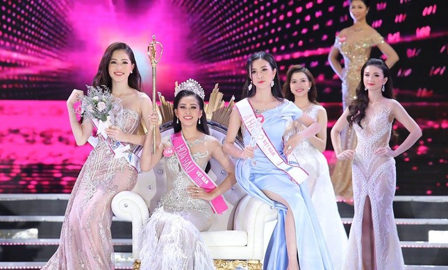 NÓNG: Giữa lùm xùm "đánh tráo điểm thí sinh", BTC cuộc thi Hoa hậu Việt Nam 2018 nói gì? ảnh 1