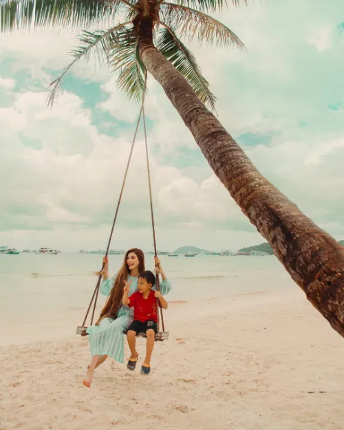 "Công chúa tóc mây" gốc Việt khiến thế giới sửng sốt vì cảnh đẹp Việt Nam ảnh 12