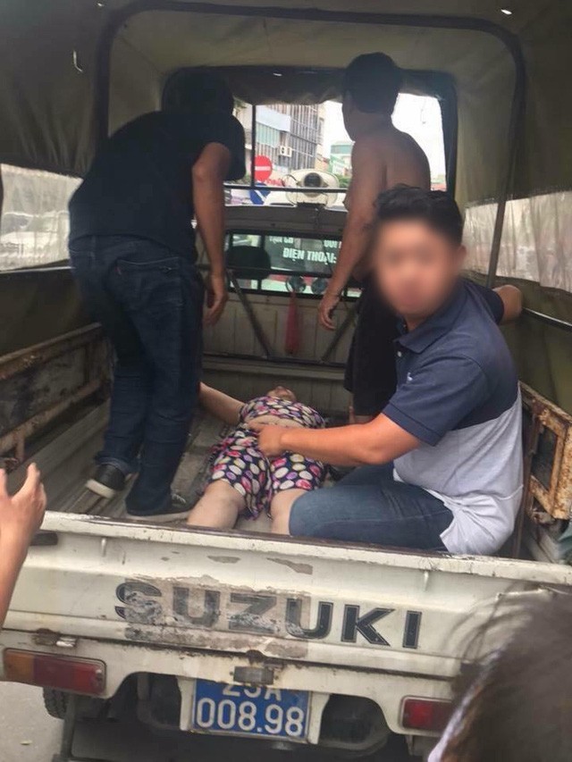 Hà Nội: Xe “điên” đâm hàng loạt phương tiện, 4 người nhập viện ảnh 3