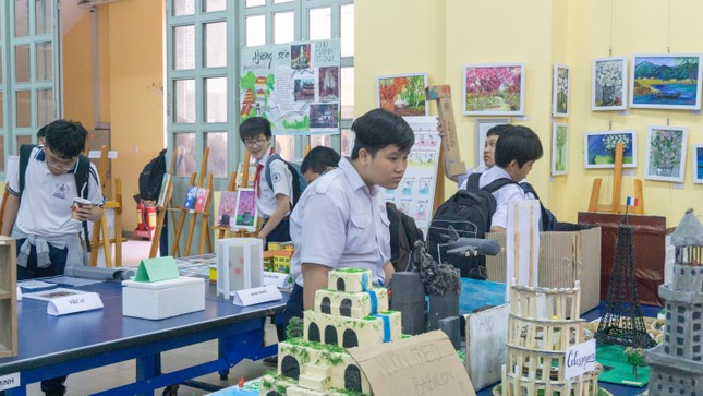 Căng-tin kết hợp với bảo tàng lạ đời của teen THPT chuyên Trần Đại Nghĩa (TP.HCM) ảnh 3