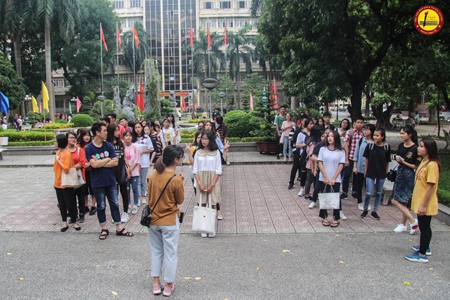 “Nhật Ký 20 - Khoảnh Khắc” chuỗi sự kiện chào mừng tân sinh viên Báo chí ảnh 2