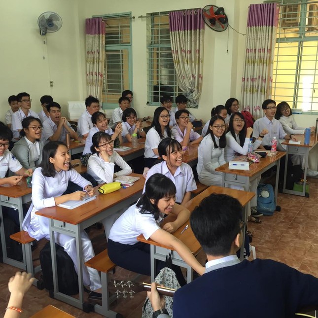 TP.HCM: Buổi học toán tiếng Ý lạ đời của teen Phổ thông Năng khiếu ảnh 3