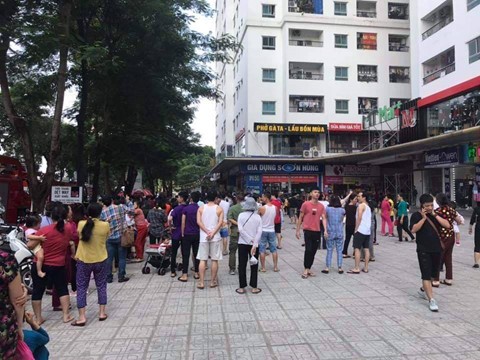 Cháy tại tầng 31 chung cư, hàng trăm người dân hoảng loạn tháo chạy ảnh 5