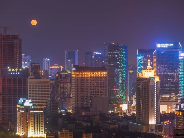 Chuyện thật như đùa: Trung Quốc muốn phóng mặt trăng nhân tạo để thay thế đèn đường ảnh 2